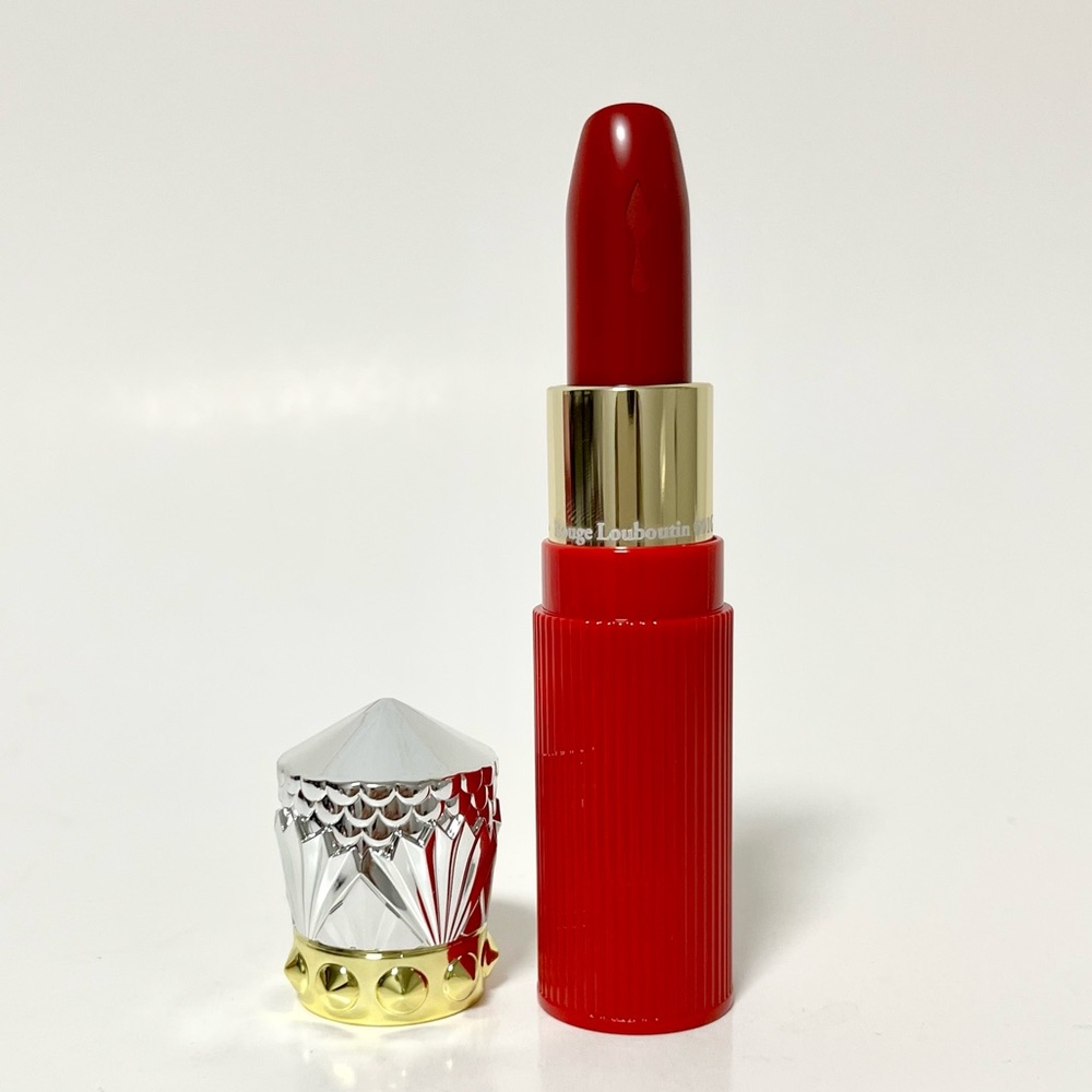 CHRISTIAN LOUBOUTIN Silky Satin On The Go Lipstick 355 Soft Goji 3g